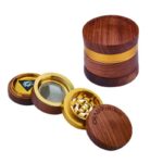 Grinder Rosenholz mit goldfarbenem Metall, sehr edel, 6cm Durchmesser