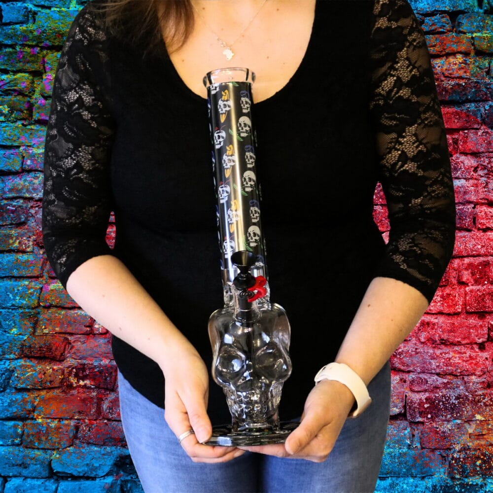 Mega Bong Totenkopf-Design